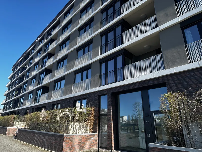 2-Zimmerwohnung mit Einbauküche und Balkon am Spreekanal — photo 1